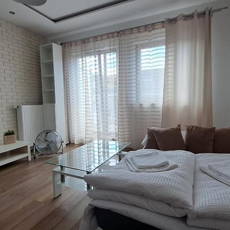 Apartament Villa Nobile Varsovie Extérieur photo